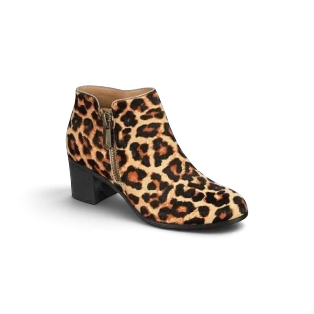NWOB Michael by Michael Shannon Leopard Print Calf Hair sz 8